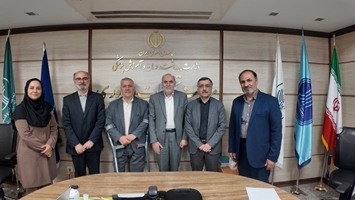 تکریم حماسه‌سازان سلامت در روز «تکریم شهدا و آسیب‌دیدگان تیم سلامت»